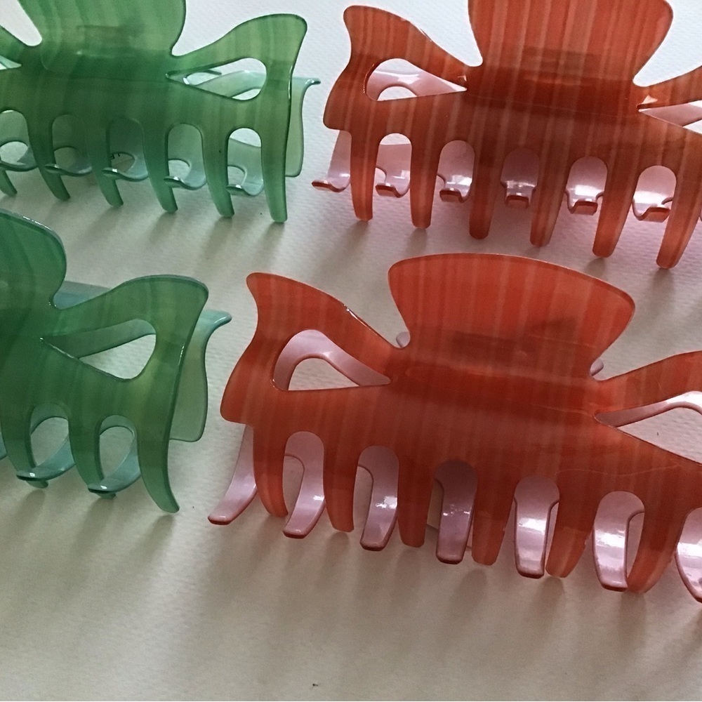 Jumbo Claw Clips Hair Clips  (LOT OF 4)  NEW with tags - STOCKING STUFFERS - Picture 3 of 5